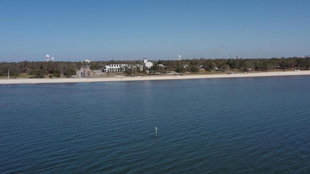 White House Hotel Biloxi Eksteriør billede
